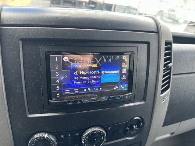 Used 2017 Freightliner Sprinter 2500 image 19