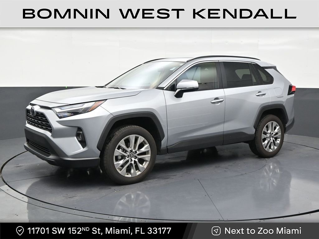 Used 2025 Toyota RAV4 XLE Premium image 1