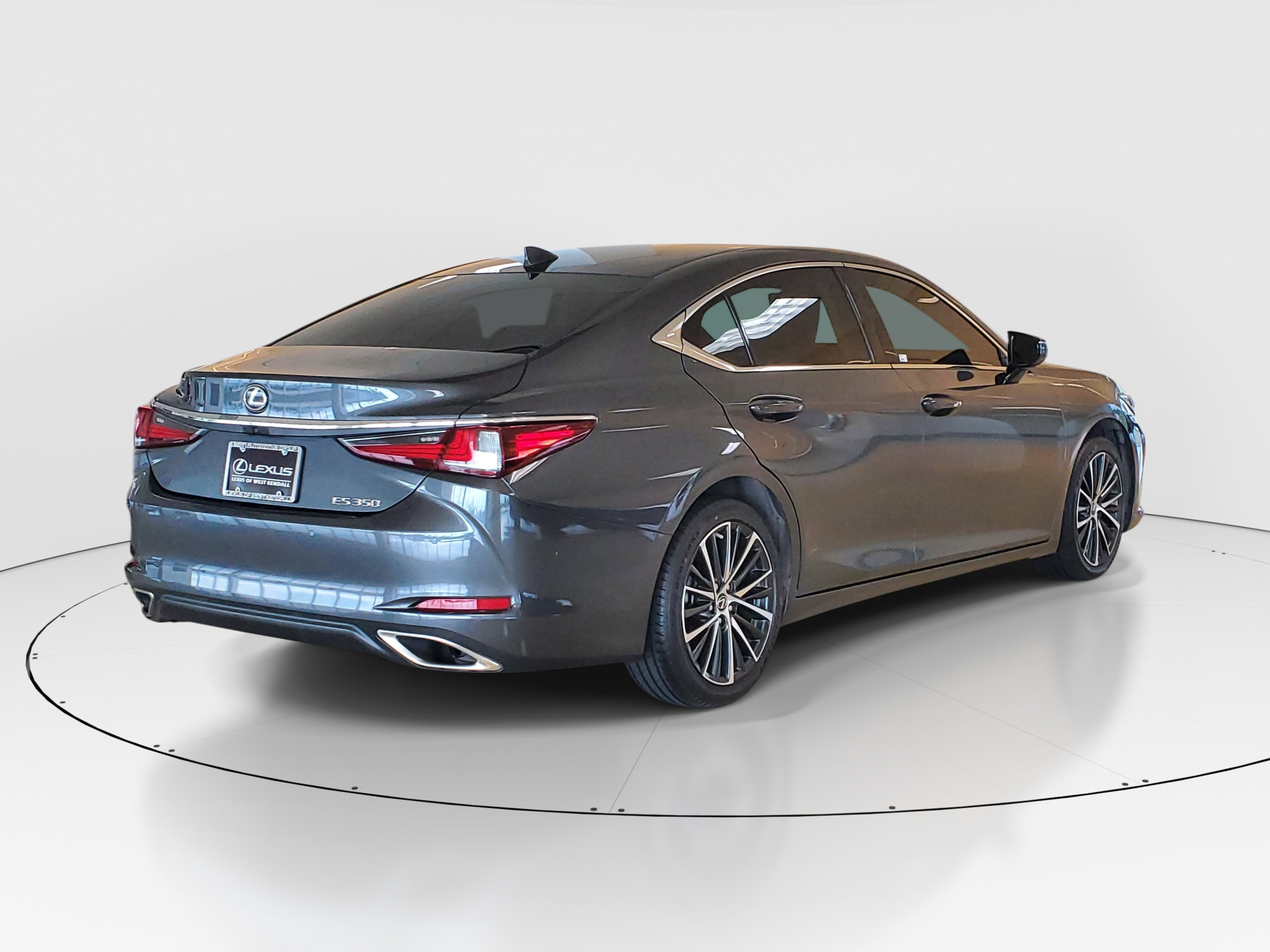 Used 2024 Lexus ES 350 w/ Premium Package FWD image 7