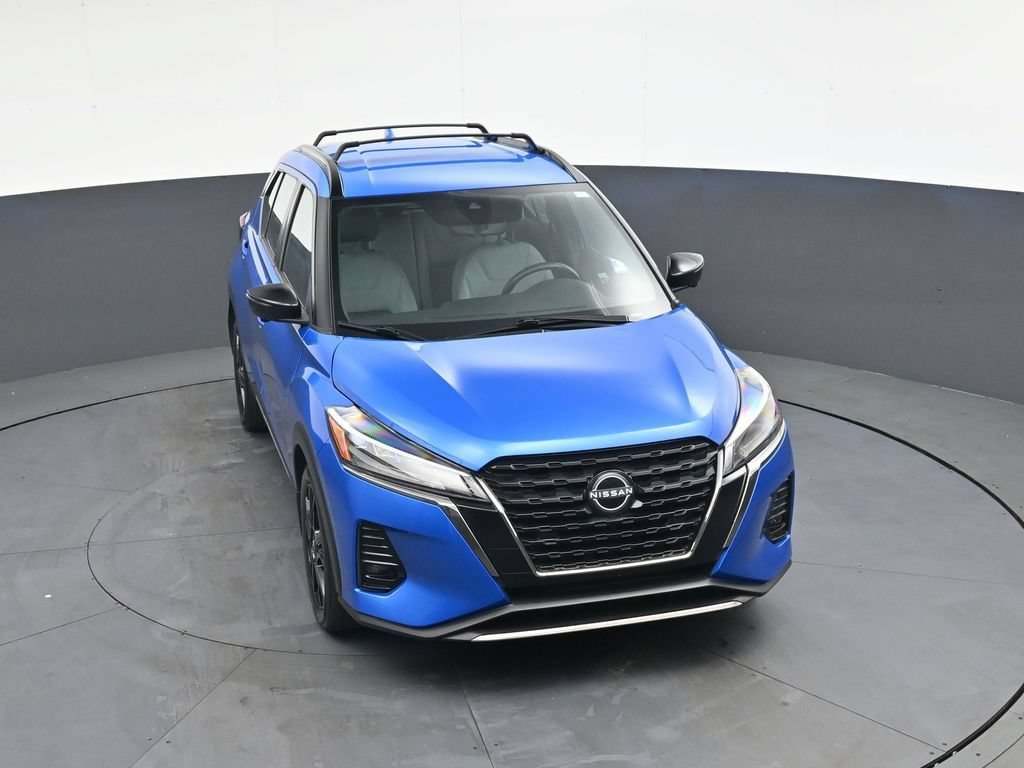 Used 2023 Nissan Kicks SR w/ SR Premium Package FWD image 29