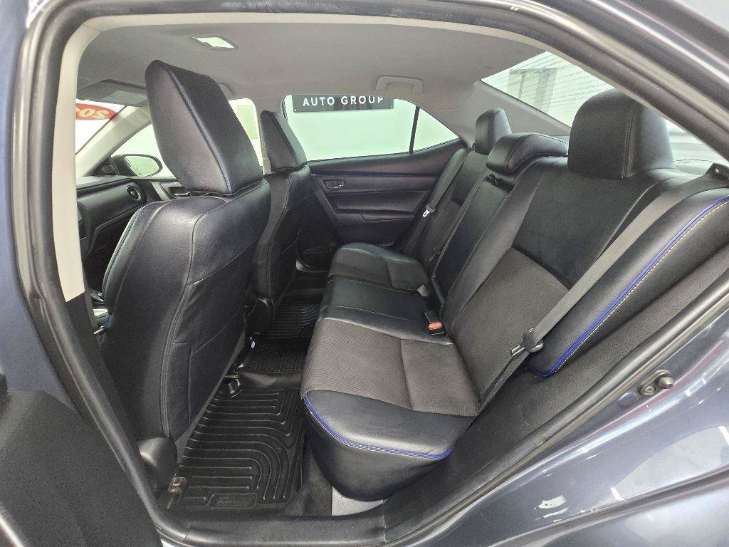 Used 2018 Toyota Corolla SE FWD image 14