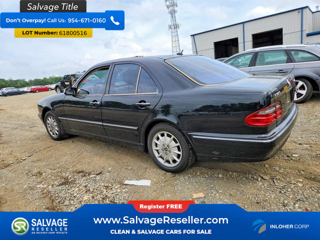 Used 2001 Mercedes-Benz E 320 4MATIC Sedan image 3