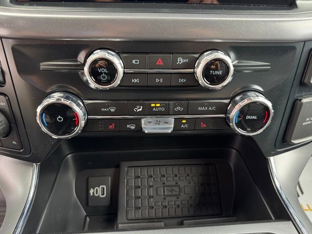 New 2025 Ford F150 XLT w/ Equipment Group 303A High image 22