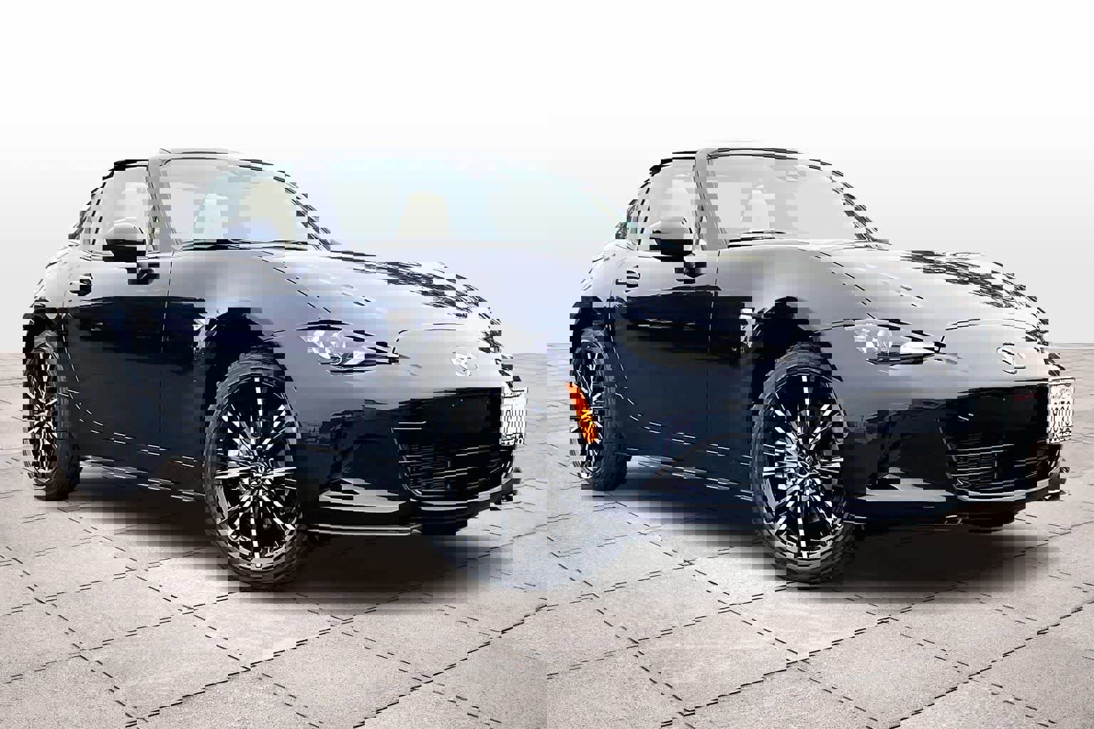 Used 2025 MAZDA MX-5 Miata RF Grand Touring w/ Weather Package image 2