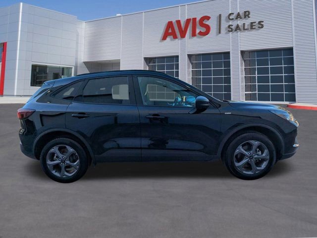Used 2025 Ford Escape ST-Line image 5