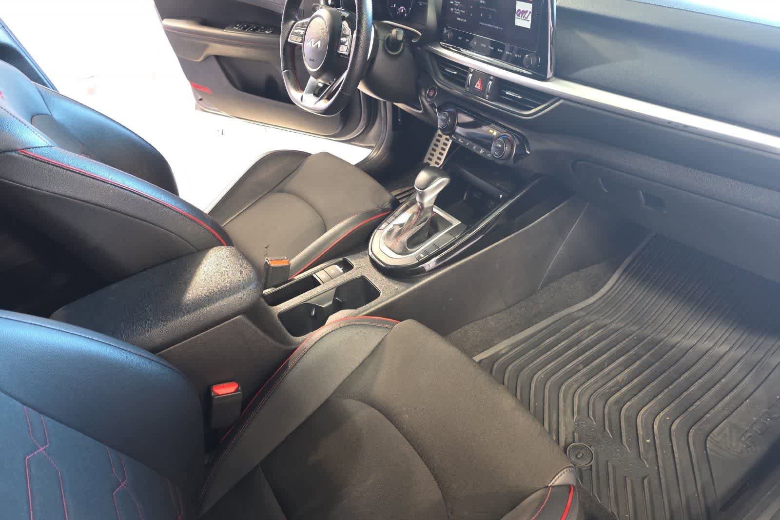 Used 2023 Kia Forte GT image 17