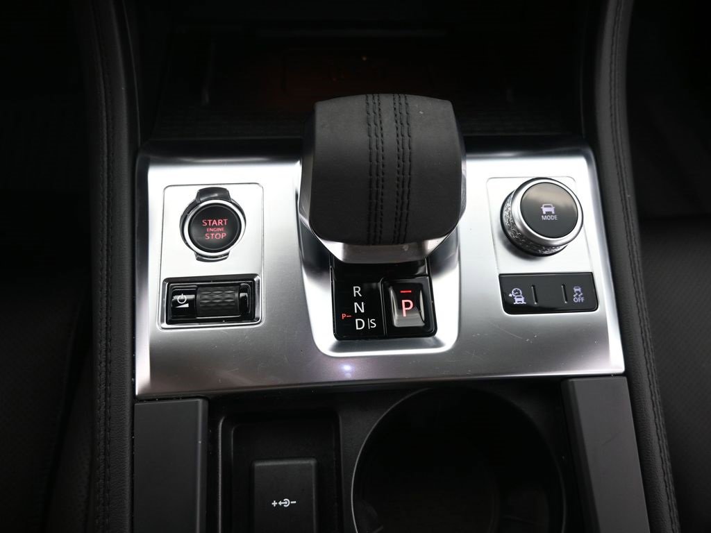 Used 2023 Jaguar F-PACE S image 26