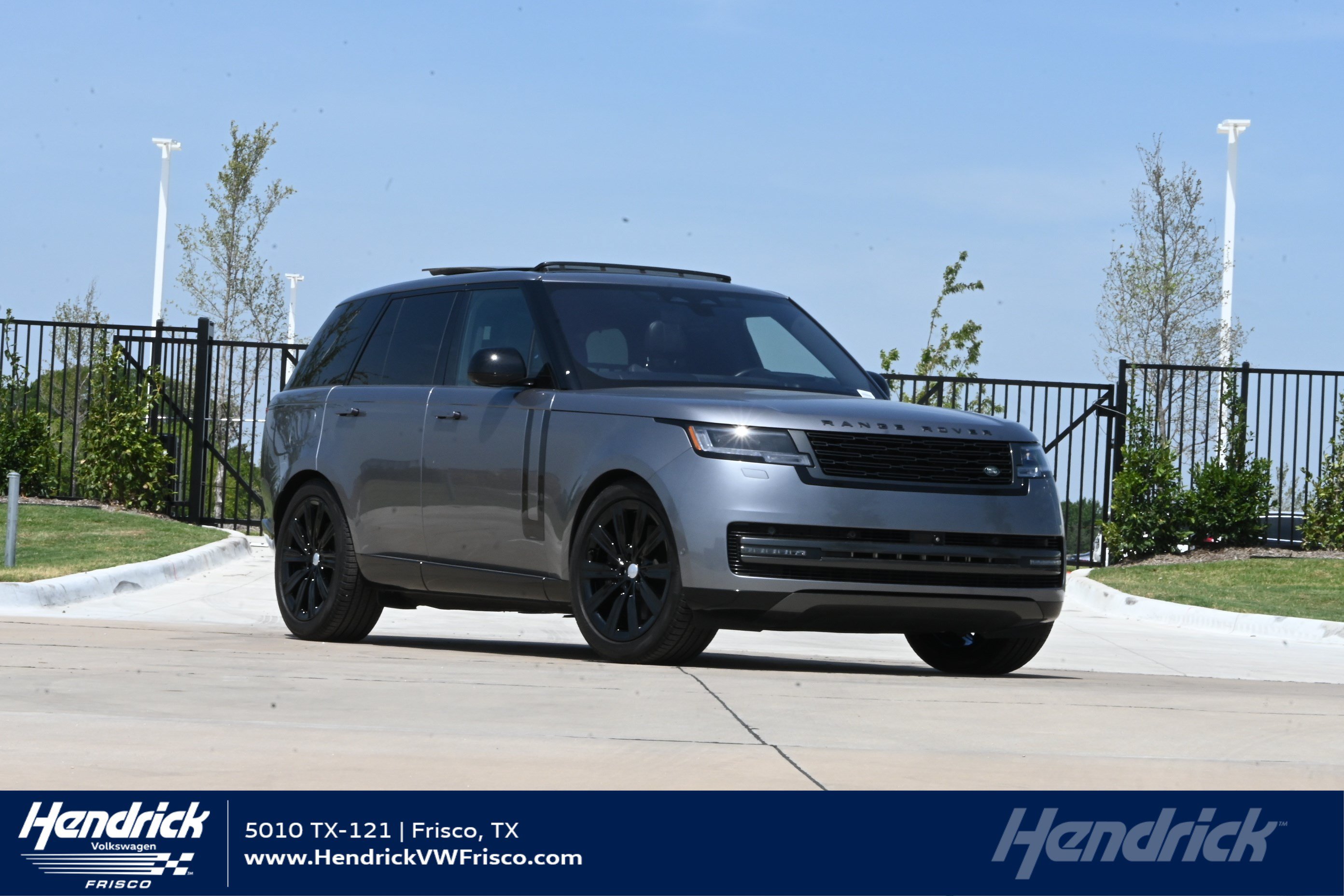 Used 2023 Land Rover Range Rover SE AWD/4WD video 1