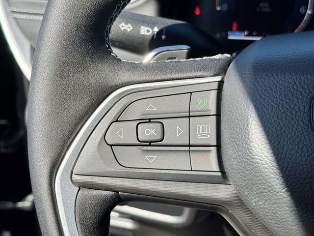 New 2025 Jeep Grand Cherokee Altitude image 8