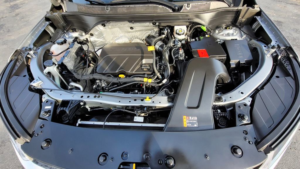Used 2026 Chevrolet Trax LT FWD image 17