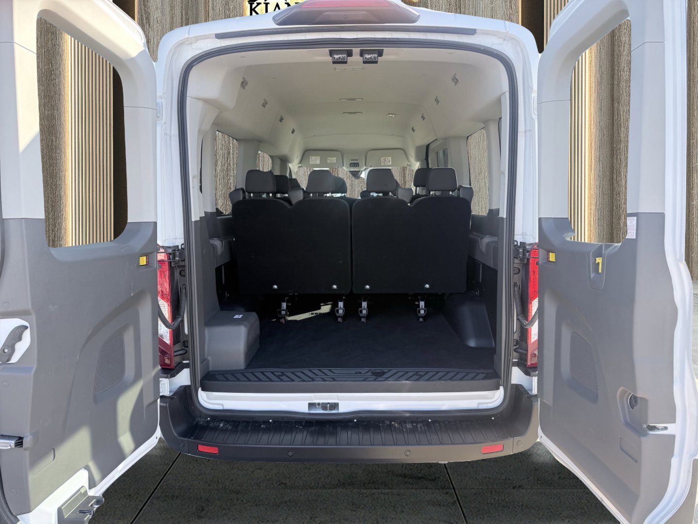 Used 2026 Ford Transit 350 XLT image 17