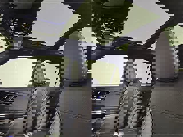 Certified 2025 Mercedes-Benz GLC 300 4MATIC image 19