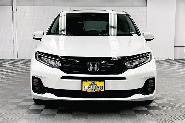 Used 2025 Honda Odyssey Touring image 4