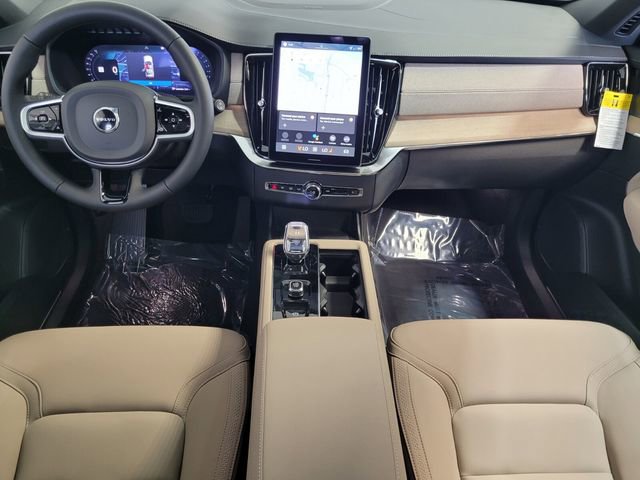 New 2026 Volvo XC90 B6 Plus w/ Protection Package Premier AWD/4WD image 12