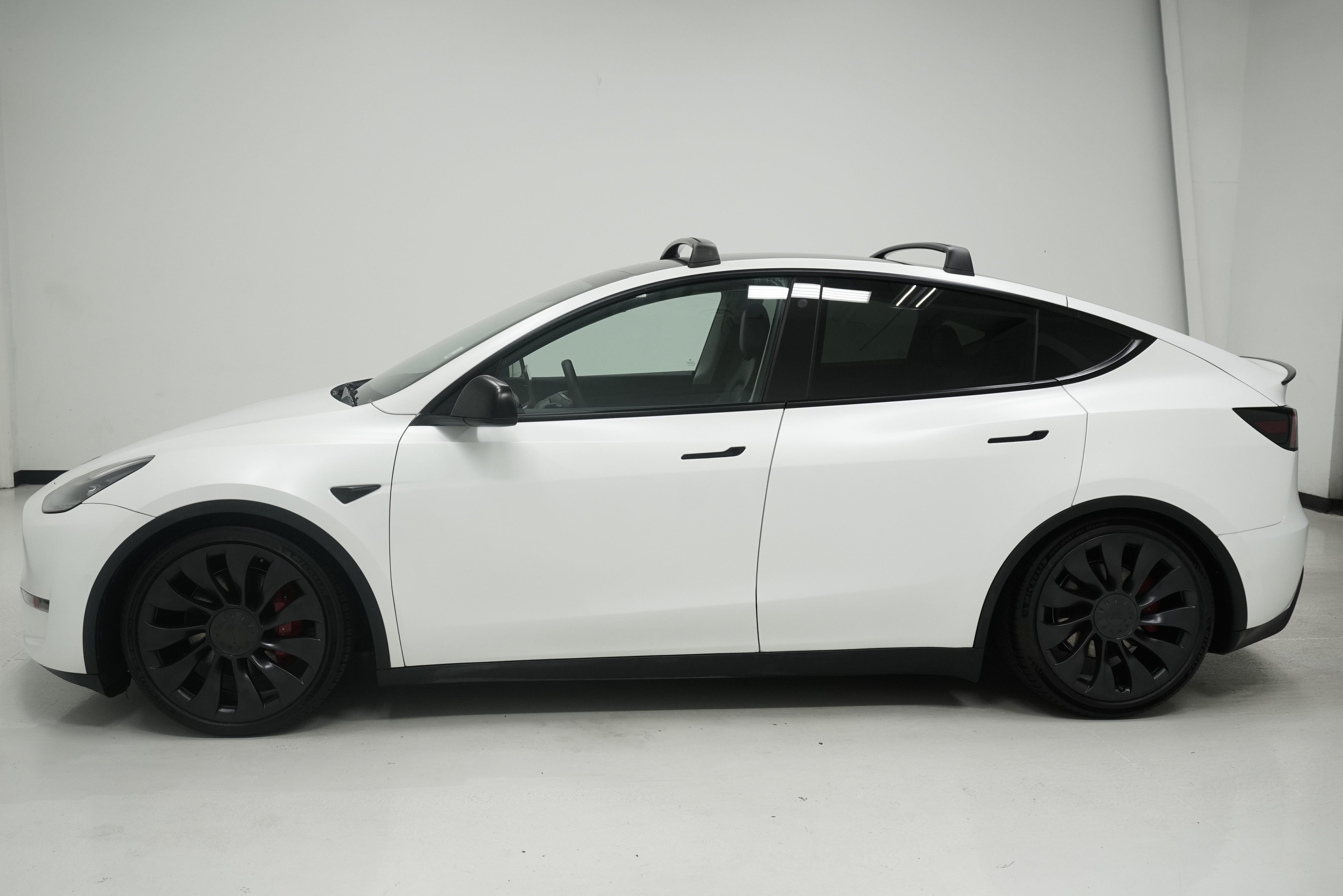 Used 2022 Tesla Model Y Performance AWD/4WD image 7