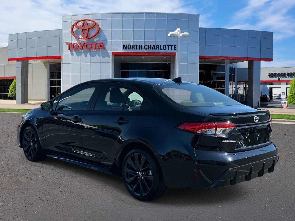 Used 2024 Toyota Corolla SE FWD image 6