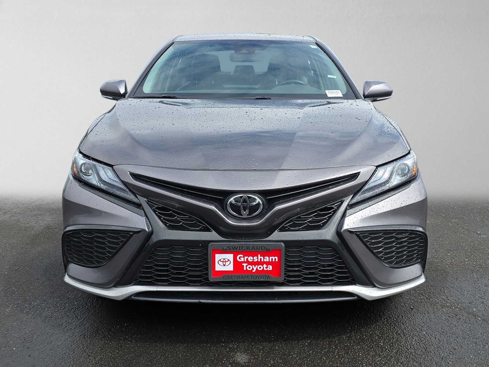 Used 2024 Toyota Camry XSE FWD image 10