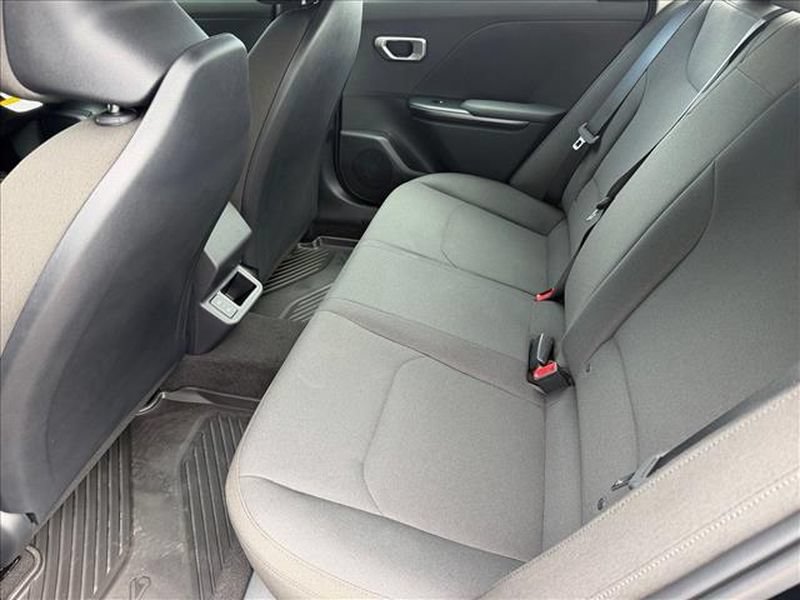 New 2026 Kia K4 FWD image 14