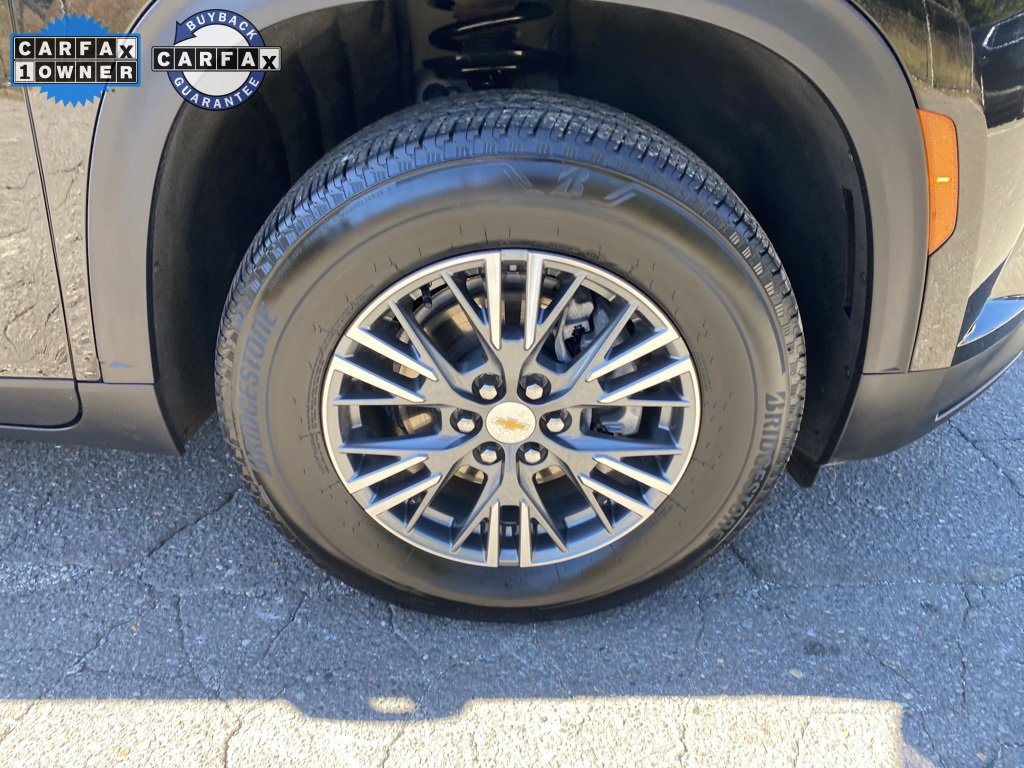 Used 2025 Chevrolet Traverse LT image 9
