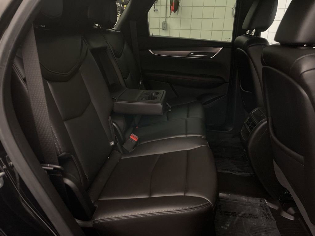 Used 2024 Cadillac XT5 Luxury w/ LPO, Floor Liner Package AWD/4WD image 19