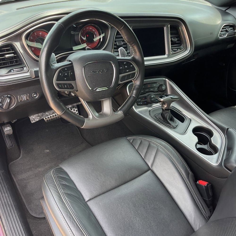 Used 2022 Dodge Challenger SRT Hellcat w/ Plus Package RWD image 6