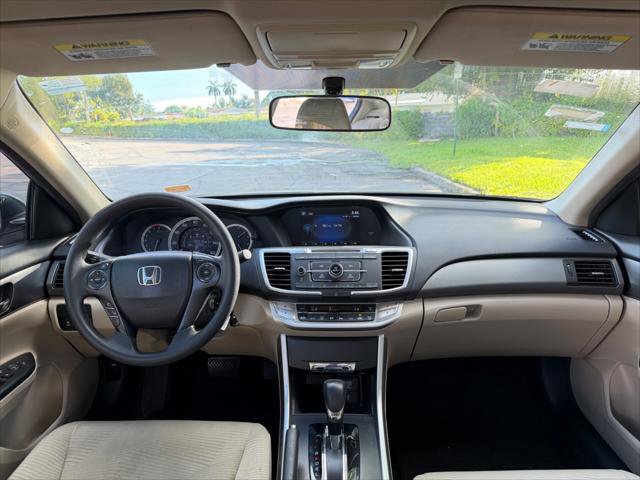 Used 2015 Honda Accord LX image 17