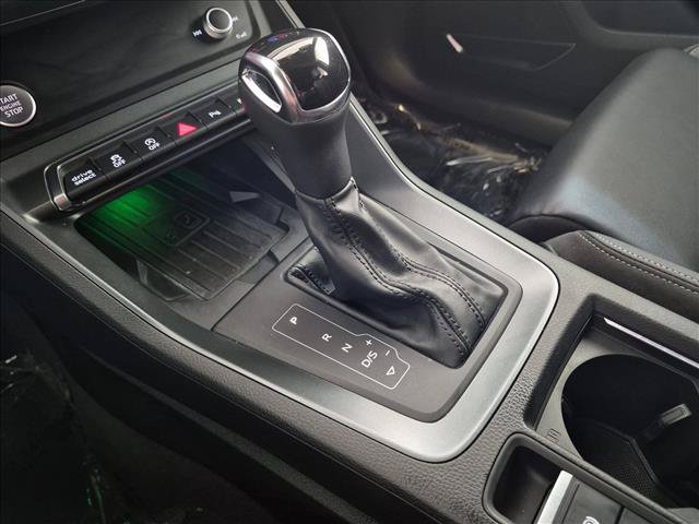 Used 2020 Audi Q3 2.0T Prestige AWD/4WD image 12