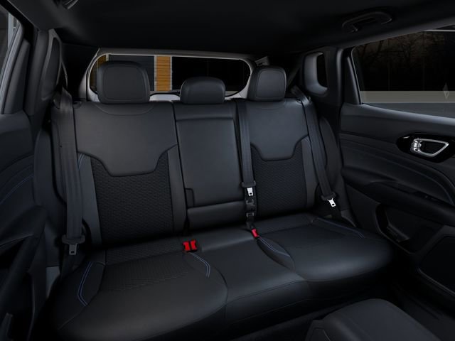 New 2026 Jeep Compass Latitude image 15