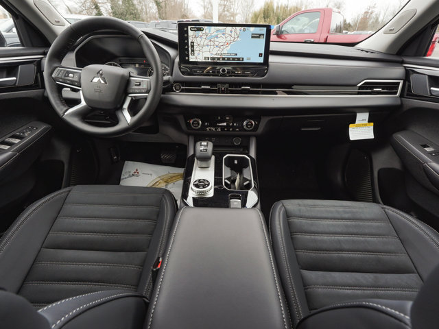 New 2026 Mitsubishi Outlander AWD image 35