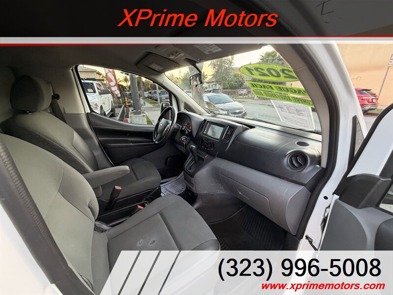 Used 2021 Nissan NV200 SV w/ Back Door Glass Package image 25