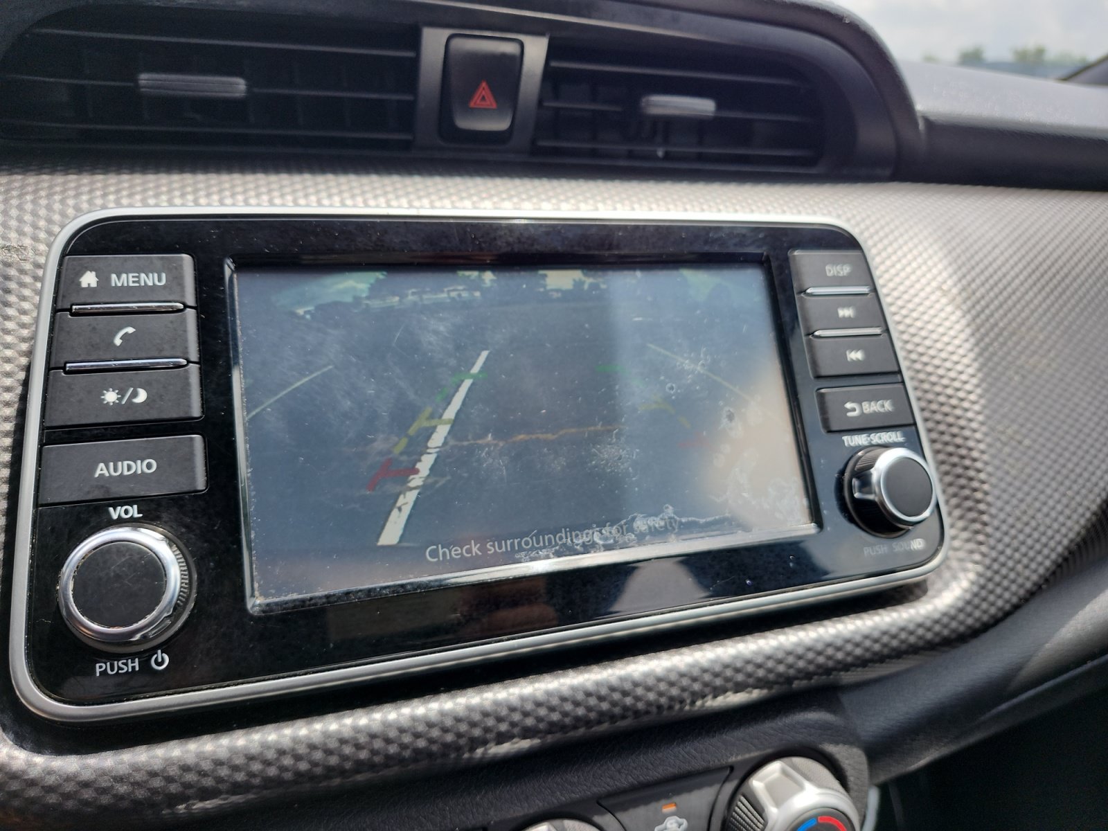 Used 2019 Nissan Kicks S FWD image 16