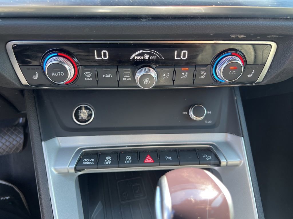 Used 2024 Audi Q3 2.0T Premium image 14