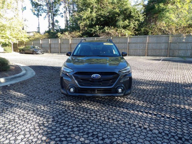 Certified 2025 Subaru Outback Onyx Edition XT w/ Popular Package #2 image 2