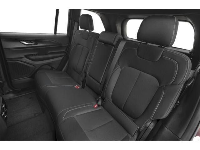 Used 2025 Jeep Grand Cherokee Laredo X AWD/4WD image 13