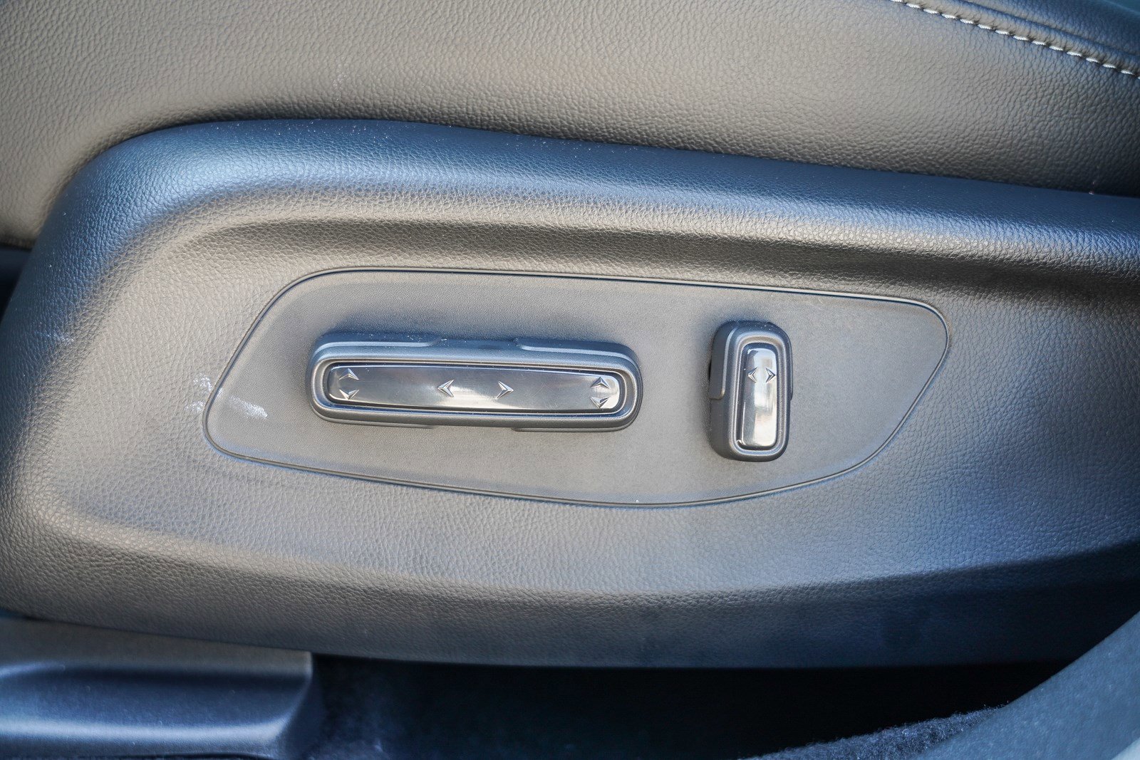 New 2026 Honda HR-V EX-L image 25