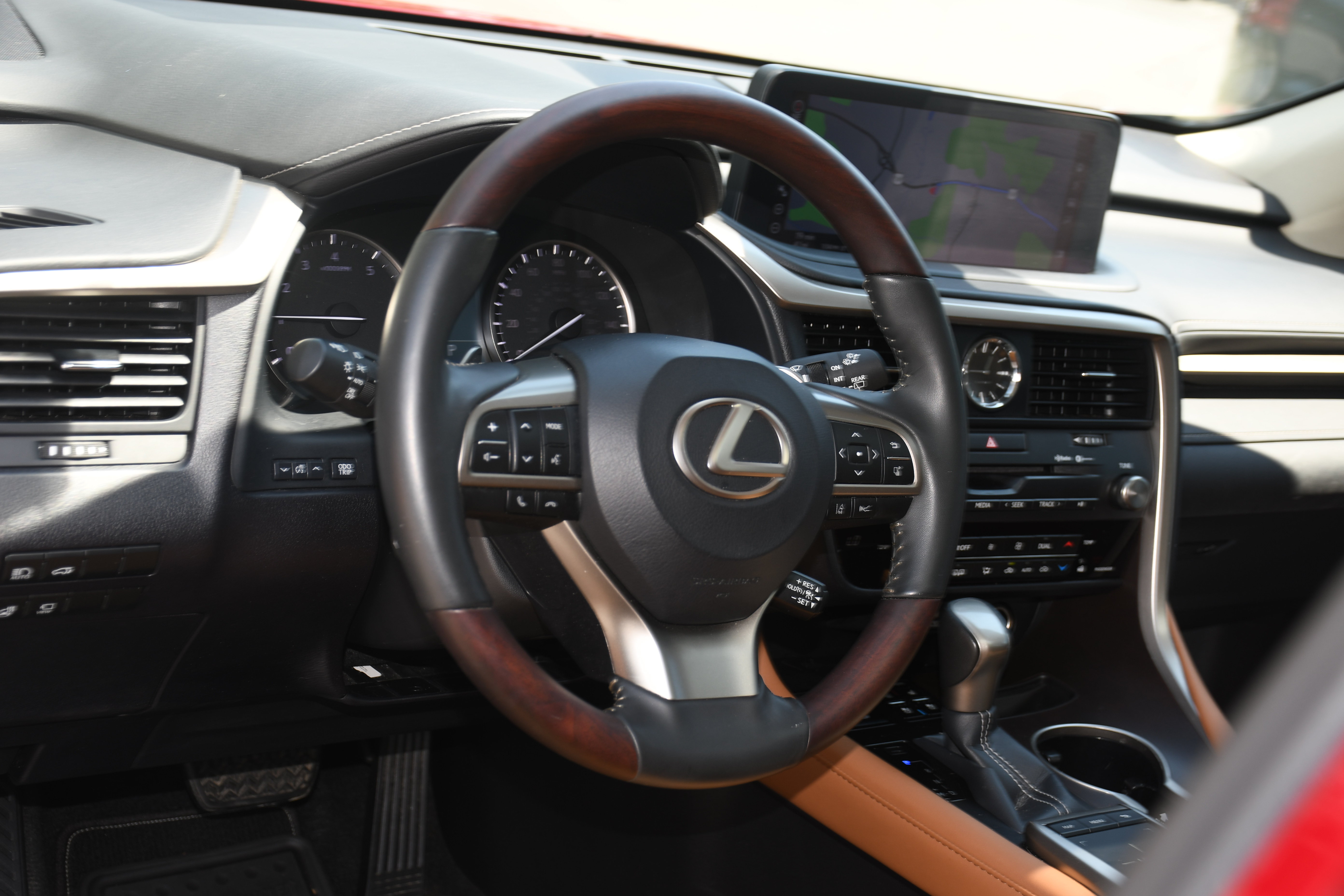 Used 2022 Lexus RX 350 FWD w/ Premium Package image 9