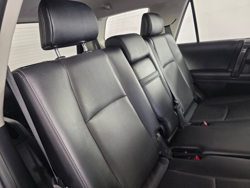 Used 2019 Toyota 4Runner Limited AWD/4WD image 28