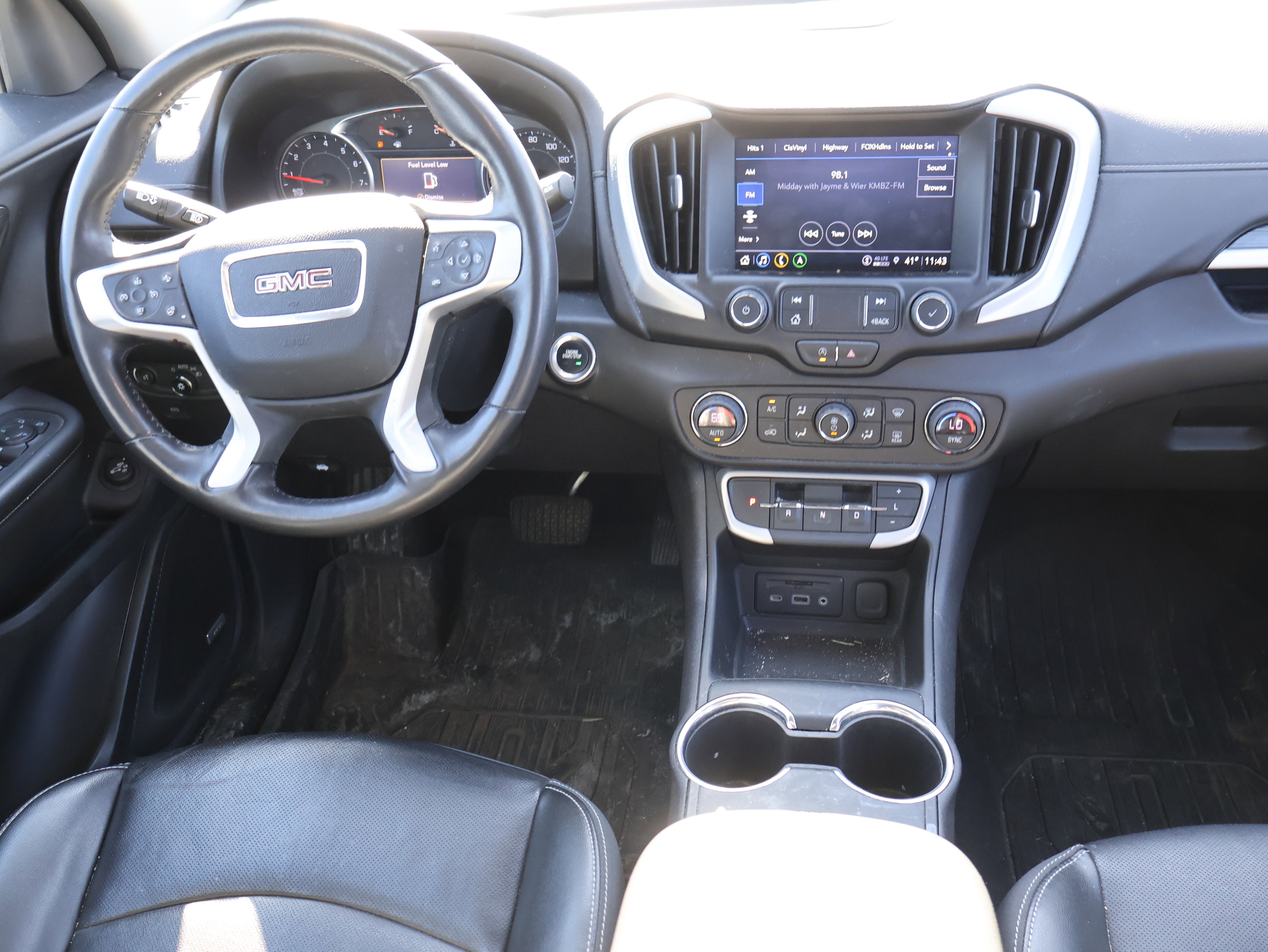 Used 2022 GMC Terrain SLT w/ Infotainment Package II image 15