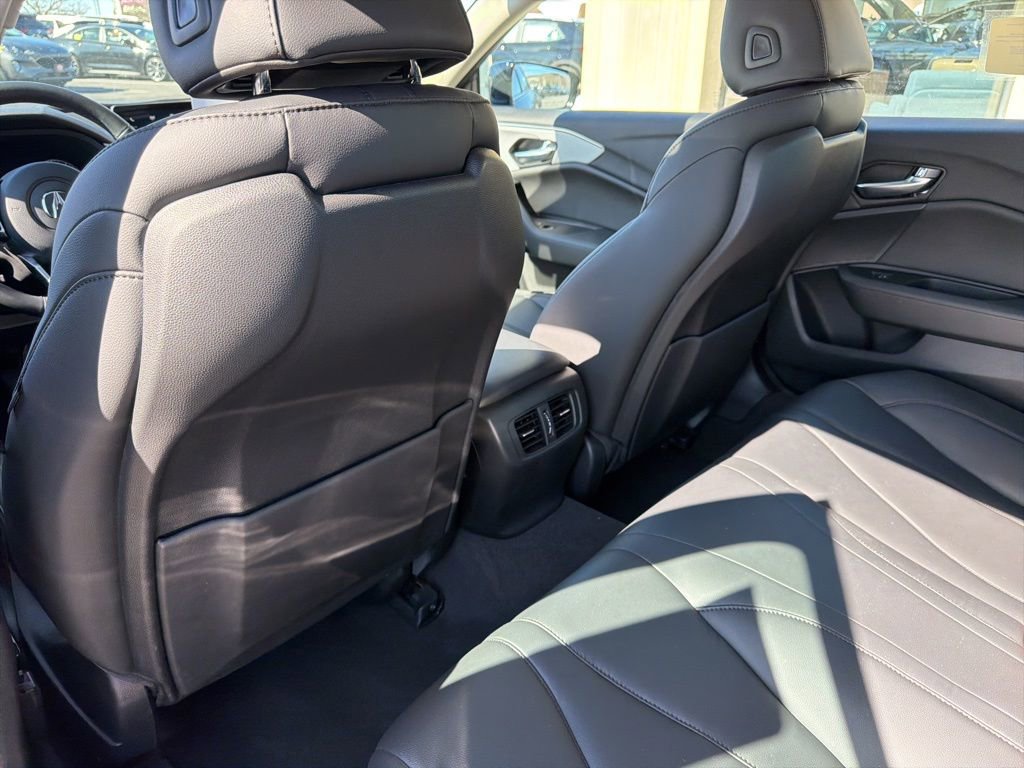 Used 2023 Acura TLX image 34