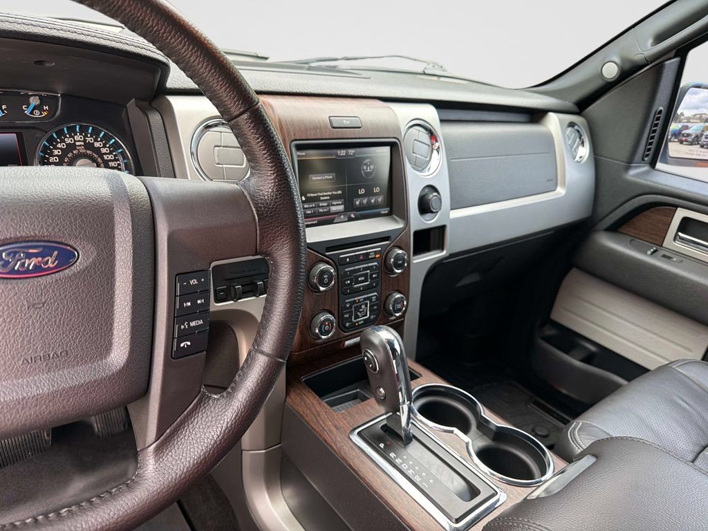 Used 2014 Ford F150 Lariat w/ Lariat Chrome Package AWD/4WD image 28