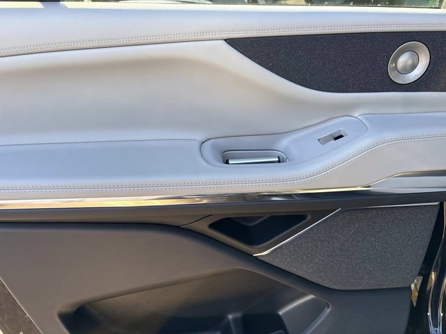 New 2026 Lincoln Navigator L Reserve w/ Jet Appearance Package AWD/4WD image 20