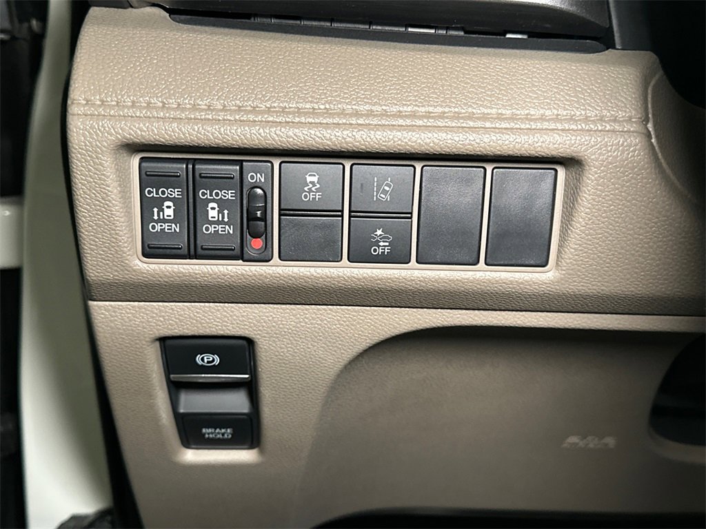 Used 2019 Honda Odyssey EX image 21