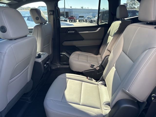 New 2026 GMC Acadia Elevation w/ Elevation Premium Package FWD image 12