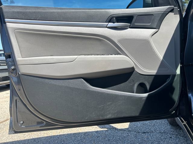 Used 2020 Hyundai Elantra Value Edition FWD image 13