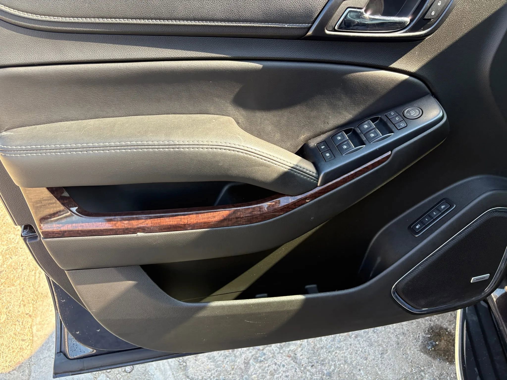 Used 2018 GMC Yukon SLT w/ Open Road Package image 9