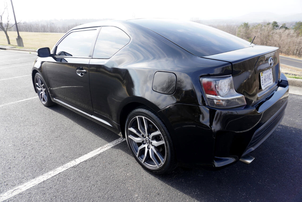 Used 2015 Scion tC image 5