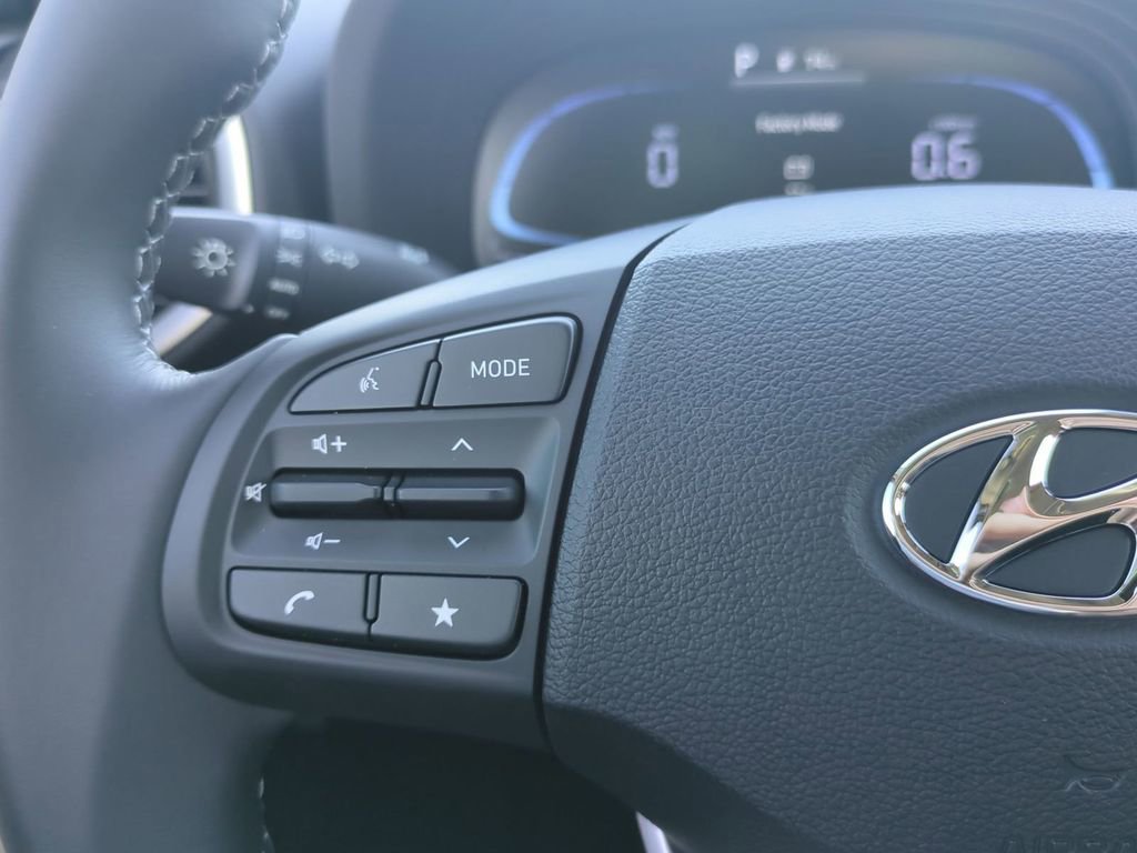 New 2026 Hyundai Venue SEL image 32