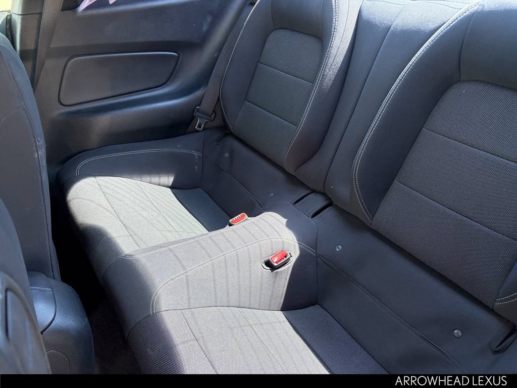 Used 2016 Ford Mustang Coupe RWD image 30
