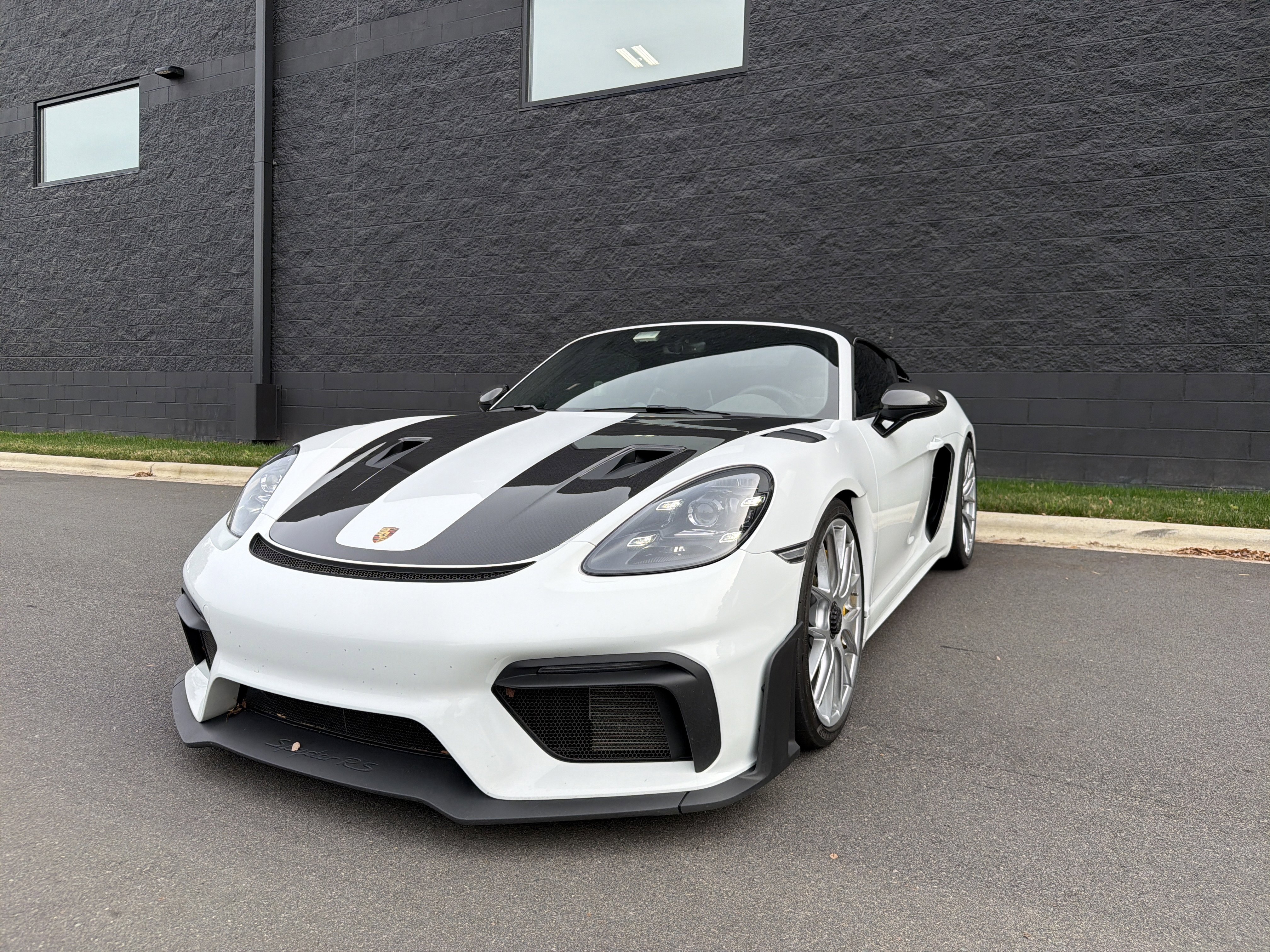 Certified 2025 Porsche 718 Boxster Spyder RS image 35