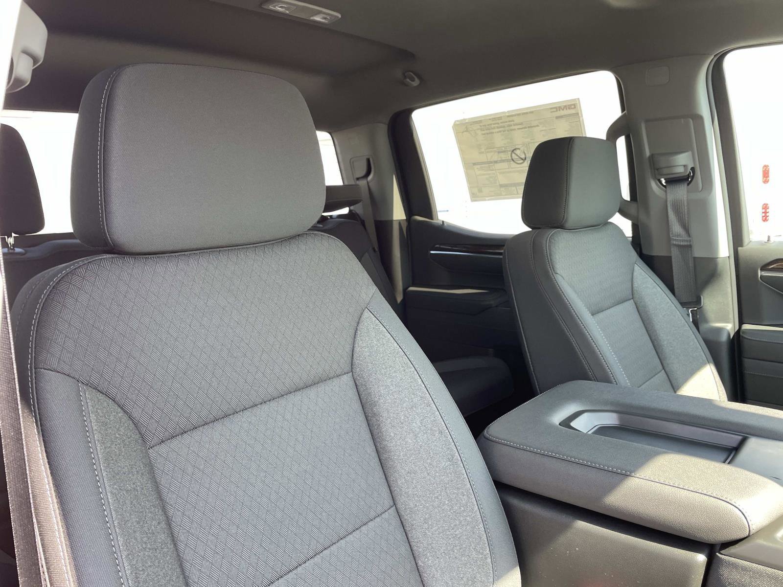 New 2026 GMC Sierra 1500 Elevation image 28